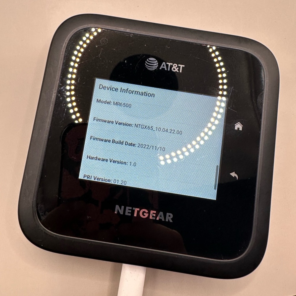 NETGEAR Model: MR6500 Nighthawk Router